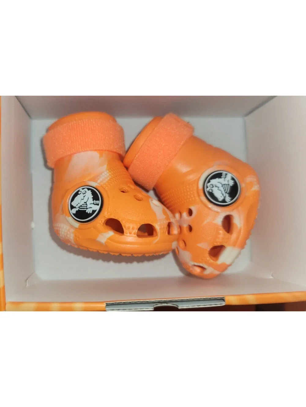 CROCS SHOES FOR DOGS ORANGE-ZING -SIZE SMALL
